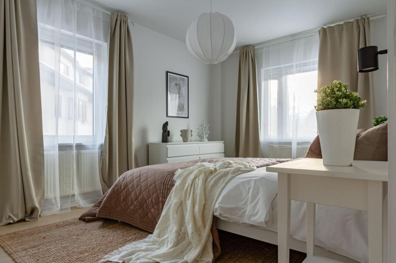 Budget Comfort On Trendy Soedermalm Стокгольм Екстер'єр фото