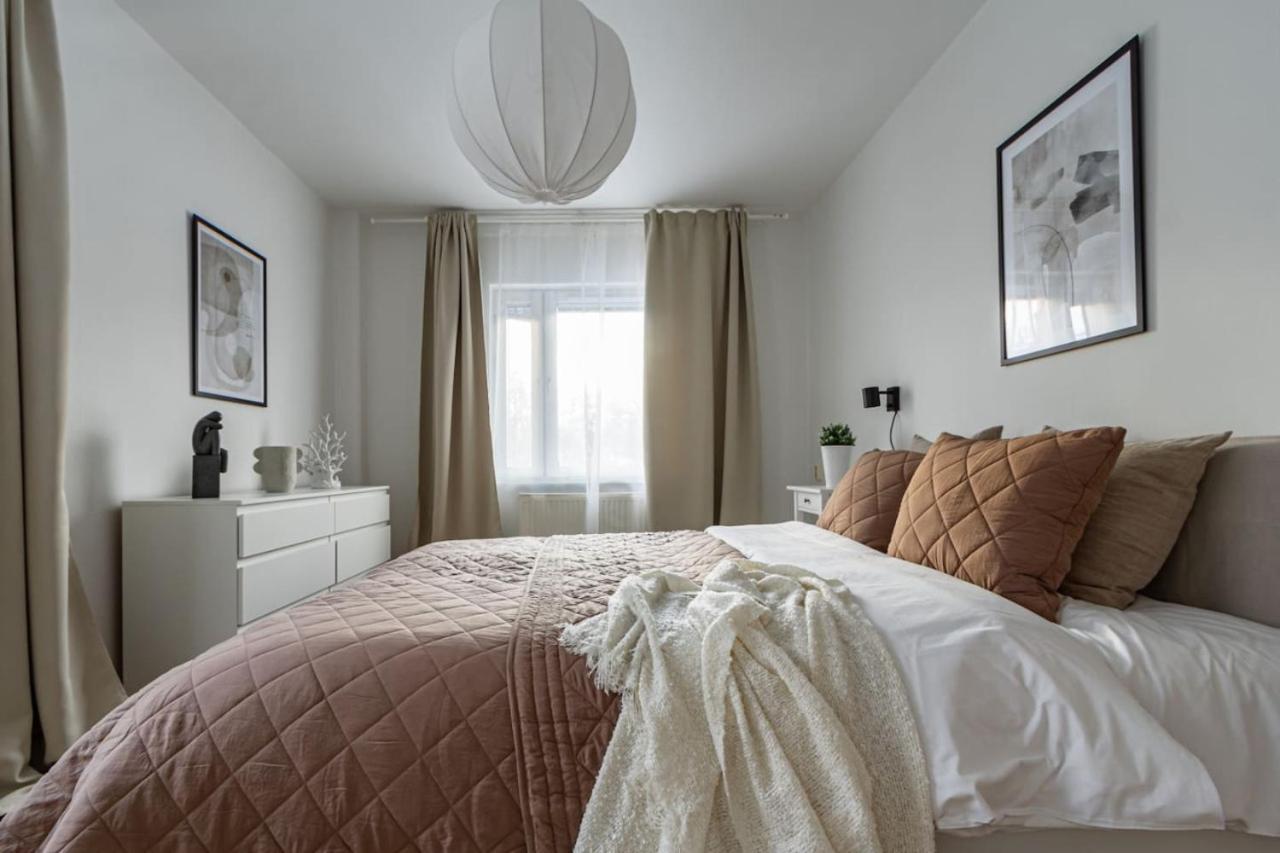 Budget Comfort On Trendy Soedermalm Стокгольм Екстер'єр фото